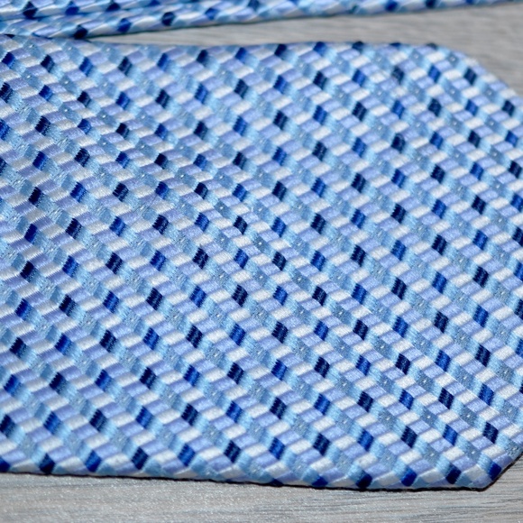 BURBERRY LONDON tie 100% Silk Polka dots Woven in Italy Designer - Picture 5 of 5